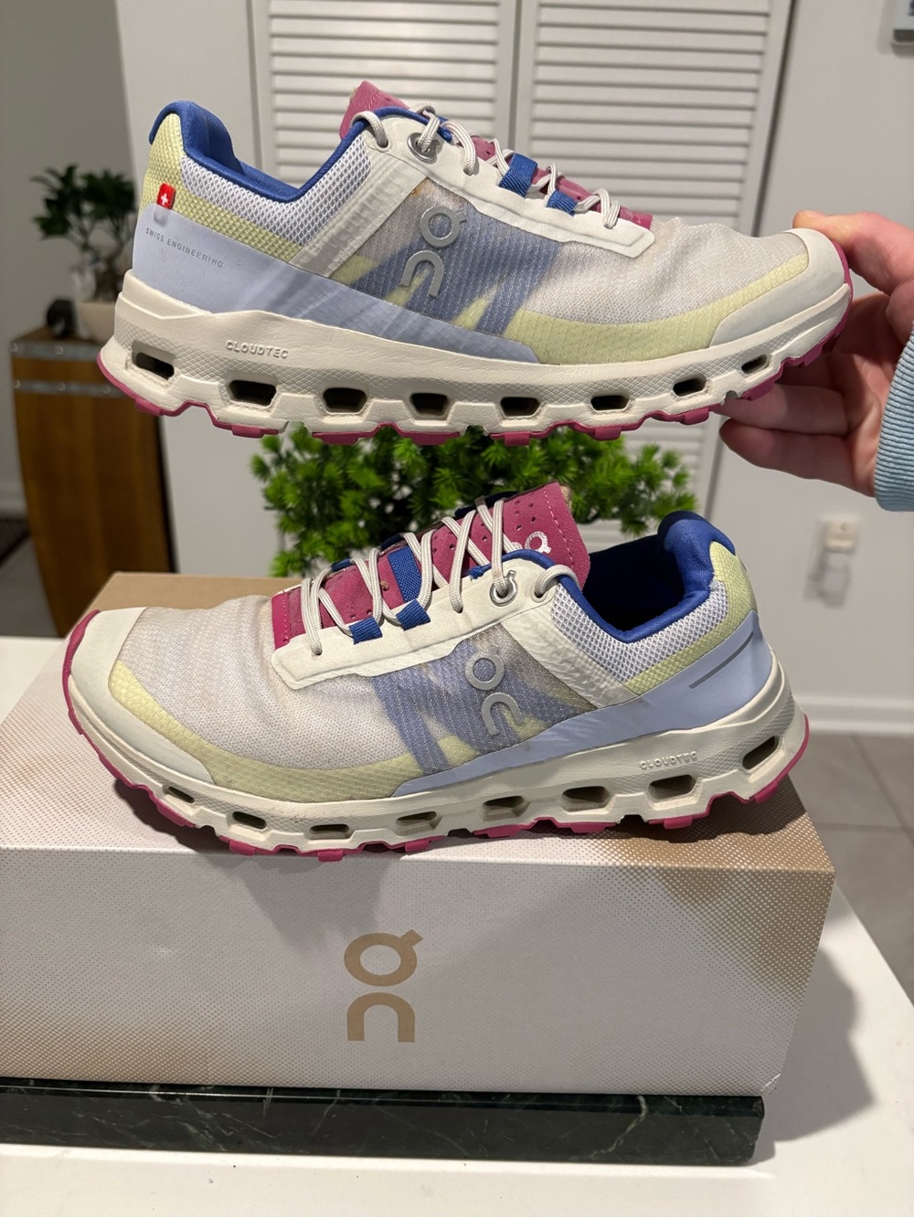 On Cloud Cloudvista women’s size 7.5 hiking running shoes - Picture 5 of 11
